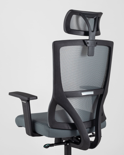 Кресло руководителя TopChairs Local серое. Фото №8