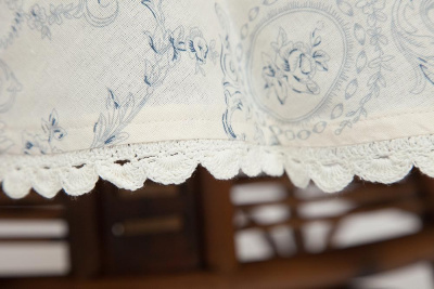 Скатерть в подарочной упаковке Secret De Maison Saint-Michel (150см х 250см) фото Скатерть в подарочной упаковке Secret De Maison Saint-Michel (150см х 250см). Фото №3